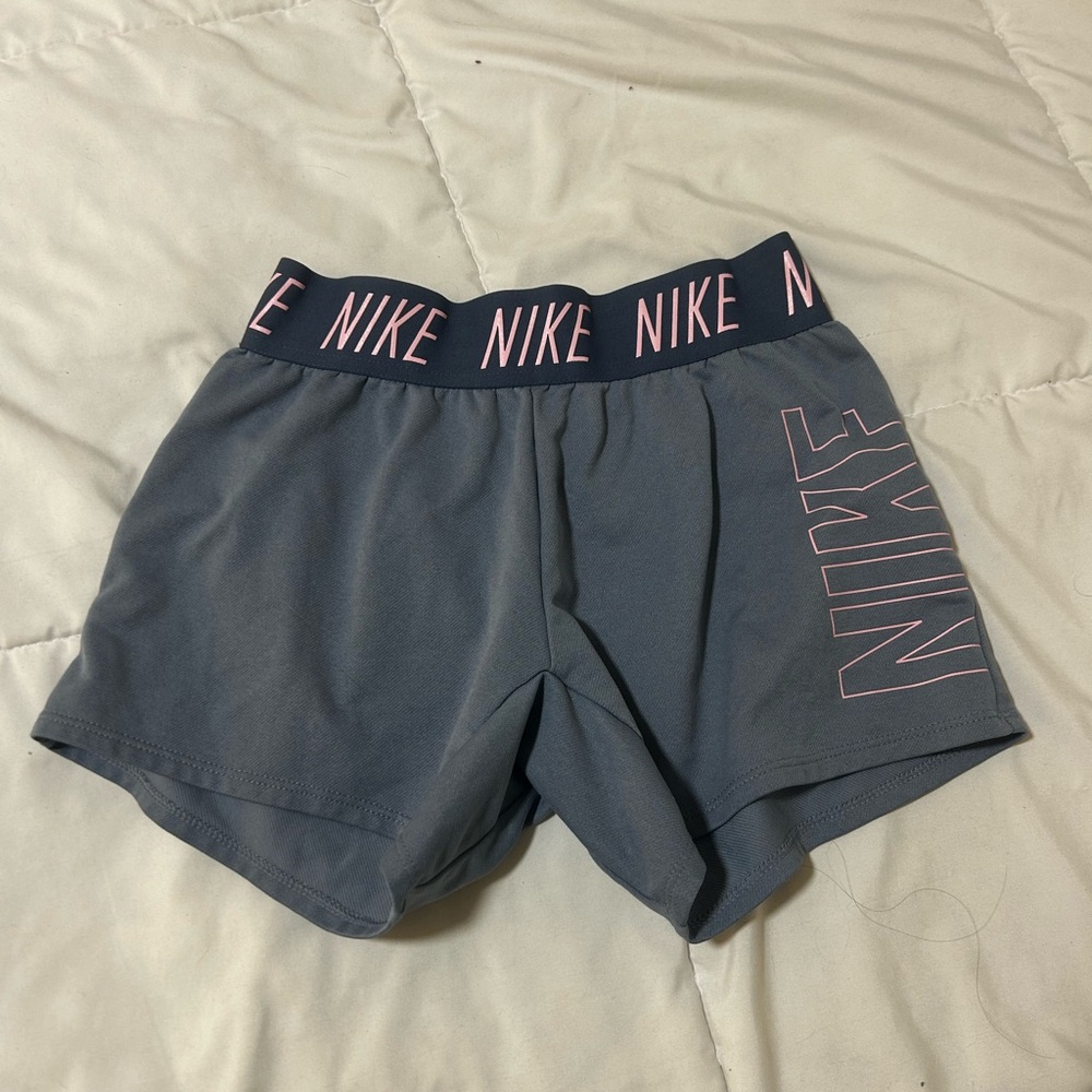 nike pro